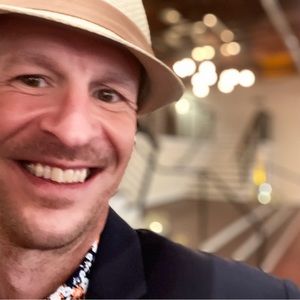 Meet your Posher, Brandon